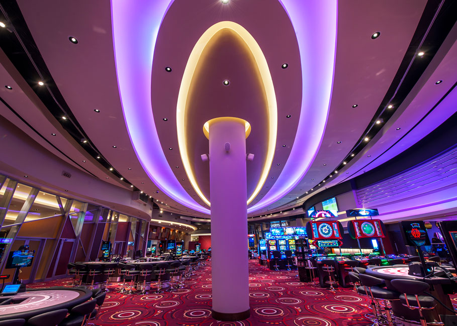 resorts world casino poker room